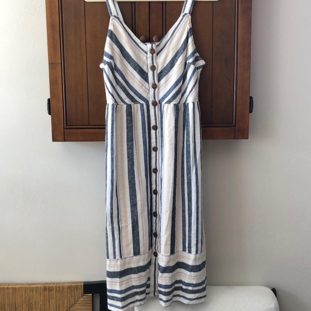 Universal thread linen striped sundress + pockets!